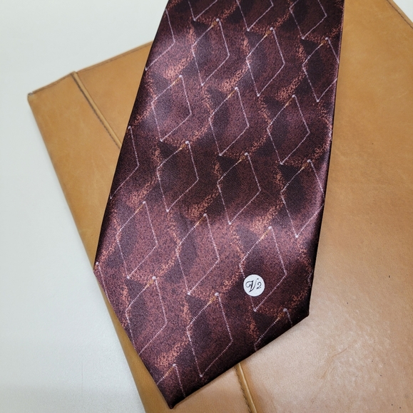 Versace Classic V2 Silk Tie - Picture 4 of 13